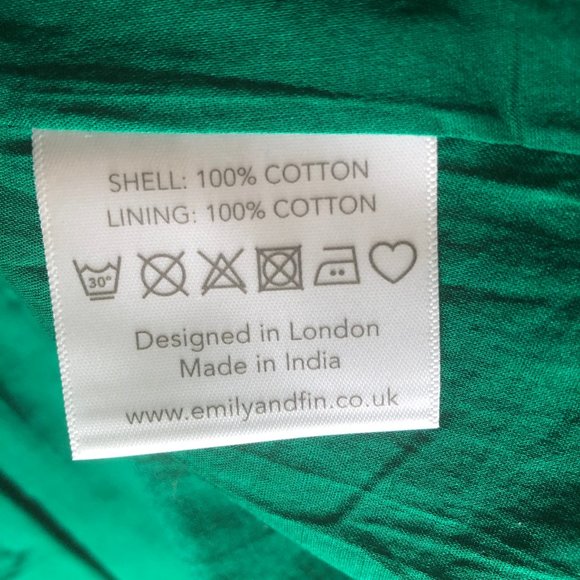 Emily and Fin - Keener Postures Dress, Emerald - Picture 10 of 13